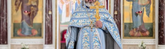 31 августа, в неделю 12-ю по Пятидесятнице,  в нашем храме было совершено Воскресное Богослужение.