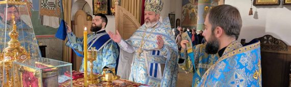 26 октября, в неделю 20-ю по Пятидесятницы, в день памяти иконы Матери Божией, именуемой «Иверская», в нашем храме состоялось праздничное воскресное Богослужение.