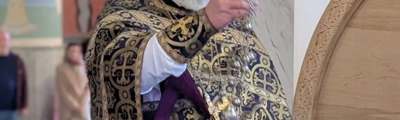 28 сентября, в неделю 16-ю по Пятидесятнице, в день памяти прп. Ионы Киевского (в схиме — Петра), в нашем храме было совершено Воскресное Богослужение.